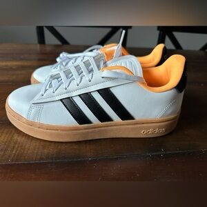 Adidas Cloudfoam Sneakers, Women’s 7.5, NWOT